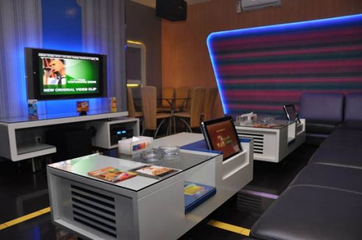 GoSumbar.com - NAV Karaoke, Tempat Karaoke Terbaik Bersama Keluarga dan  Teman