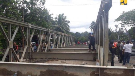 GoRiau Jembatan  Sementara dari Rangka  Baja Telah 